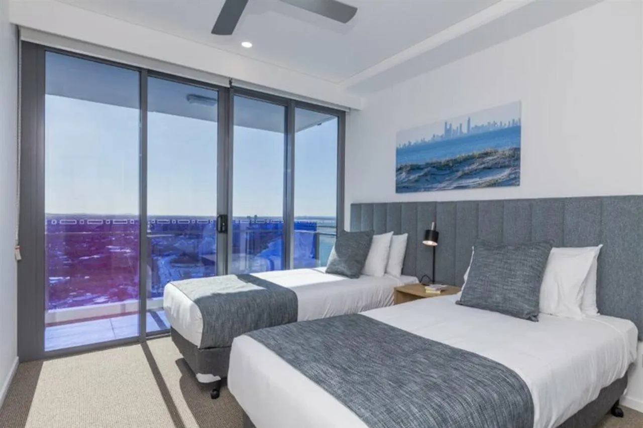 Sky Broadwater Apartments Gold Coast