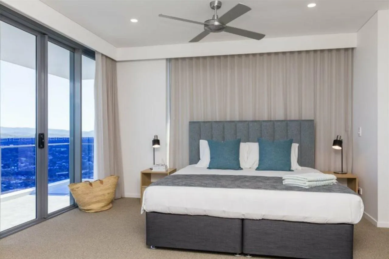 Hotel Sky Broadwater Apartments Gold Coast